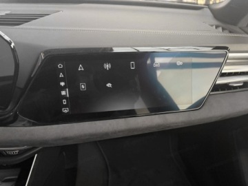 Audi A6 C8 Limousine Facelifting 2.0 40 TDI 204KM 2025 AUDI A6 TDI quattro S line Sedan (204KM) 2025, zdjęcie 9