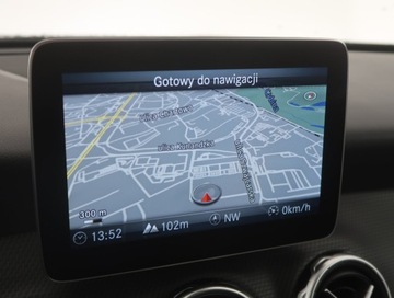 Mercedes GLA I Off-Roader Facelifting 1.6 200 156KM 2018 Mercedes GLA GLA 200, Salon Polska, Automat, zdjęcie 15