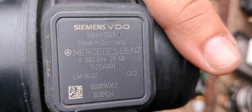 A0000942948 VÁHA VZDUCHU MERCEDES W204