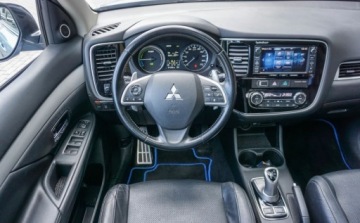Mitsubishi Outlander III 2013 Mitsubishi Outlander Mitsubishi Outlander III 2.0 Plug-In Hybrid 224KM 2.0, zdjęcie 37