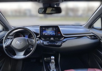 Toyota C-HR I Crossover 1.8 Hybrid 122KM 2019 Toyota C-HR 1.8 Hybrid Selection ASO Toyota Leszno 1.8 Hybryda 122KM, zdjęcie 13