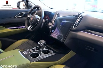 Hongqi HS3 2025 Hongqi HS3 FV23Reflektory LEDDostep bezkluczykowyAdaptacyjny Tempomat, zdjęcie 18