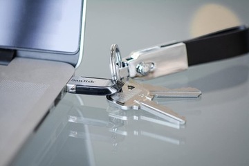 Pendrive 64GB USB 3,0 150 МБ/с Сандиск Cruzer Flair Metal Disk Disk