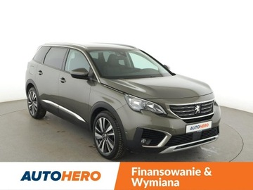 Peugeot 5008 II Crossover 1.2 PureTech 130KM 2018 Peugeot 5008 Allure navi PDC hak 7-osob. tempomat, zdjęcie 9