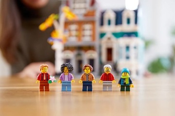 LEGO Creator Expert 10270 Книжный магазин