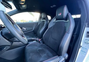 Toyota 2021 Toyota Yaris 1.6 Benzyna 261KM, zdjęcie 2