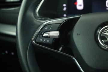 Skoda Octavia IV Liftback 1.5 TSI EVO 150KM 2021 Skoda Octavia 1.5 TSI, Salon Polska, zdjęcie 10