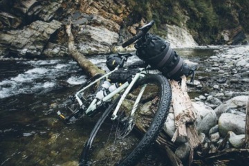 Сумка Loader Midloader черная на рамке 6л Topeak