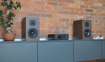 DENON CEOL 10 BLACK + DYNAVOICE CLASSIC CL16 WALNUT = STEREO TOP KLASY
