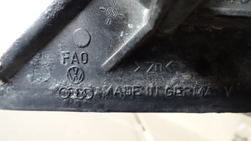 PASSAT B4 ZRCÁTKO PRAVÝ PŘEDNÍ