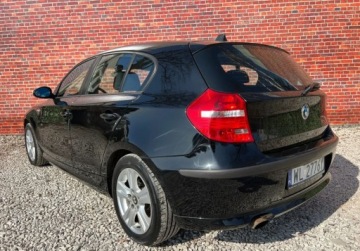 BMW Seria 1 E81/E87 Hatchback 5d E87 1.6 116i 122KM 2009 BMW Seria 1 Klima Alu Super stan Warszawa 1.6 Benzyna 122KM, zdjęcie 2