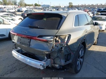 Audi Q8 e-tron 114kWh 408KM 2024 Audi Q8 e-tron Premium Quattro 2024, 408KM, 4x4, od ubezpieczalni 408KM, zdjęcie 7