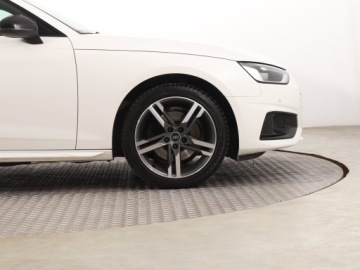 Audi A4 B9 Limousine Facelifting 2.0 35 TFSI 150KM 2022 Audi A4 35 TFSI, Salon Polska, Serwis ASO, zdjęcie 14