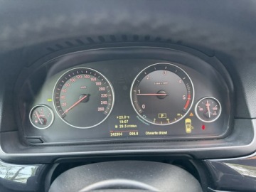 BMW Seria 5 F10-F11 Touring 520d 184KM 2010 BMW 520 D 184 Konie Navi Automat Xenon Alu18 Super, zdjęcie 38