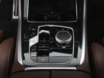 BMW X5 G05 SUV Facelifting 3.0 30d 298KM 2025 BMW X5 xDrive30d Sport Suv 3.0 (298KM) 2025, zdjęcie 13