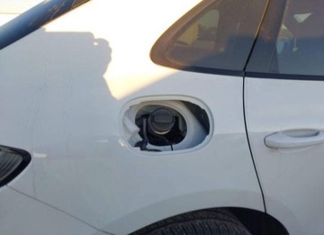 Porsche Macan 2023 Porsche Macan 2023, 2.0L, 4x4, po gradobiciu 2.0 Benzyna 261KM, zdjęcie 10