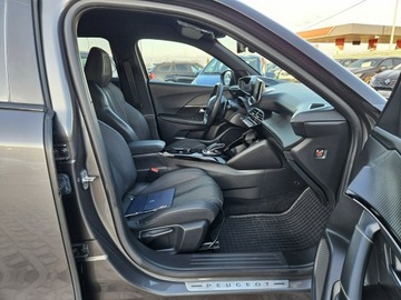 Peugeot 2008 II SUV 1.5 BlueHDi 130KM 2020 Peugeot 2008 1,5 diesel 130KM GT Automat, zdjęcie 8