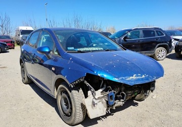 Seat Ibiza IV 2016 Seat Ibiza 2016r, 1.4 TDI. Uszkodzony przod. Jezdzi. 1.4 Diesel 80KM, zdjęcie 1