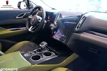 Hongqi HS3 2025 Hongqi HS3 FV23Reflektory LEDDostep bezkluczykowyAdaptacyjny Tempomat, zdjęcie 18