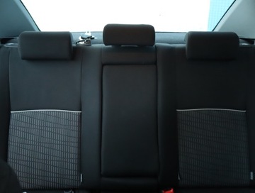 Toyota Avensis III Sedan Facelifting 1.8 Valvematic 147KM 2014 Toyota Avensis 1.8 Valvematic, Salon Polska, GAZ, zdjęcie 9