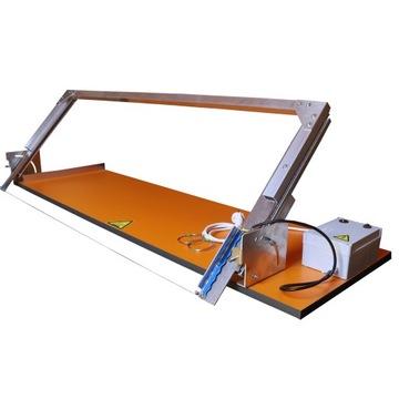 Машина гильотинного типа для резки пенопласта и стиродура 400°C COMBO