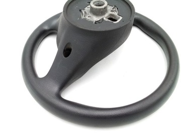 Трехспицевый руль Alfa Romeo 147.