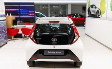 Toyota Aygo II Hatchback 3d Facelifting 1.0 VVT-i 72KM 2019 Toyota Aygo 1.0 VVT-i X-play Benzyna 72KM, zdjęcie 4