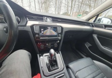Volkswagen Passat B8 Limousine 2.0 TDI BlueMotion Technology 150KM 2015 Volkswagen Passat Volkswagen Passat 2.0 TDI (BlueMotion Technology) DSG Hi, zdjęcie 18