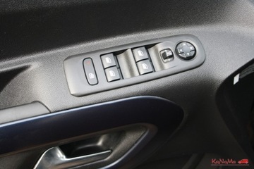 Peugeot Rifter Standard 1.5 BlueHDI 102KM 2019 Peugeot Rifter panoramiczny dach full full opcja oplacony 1.5 Diesel 102KM, zdjęcie 32