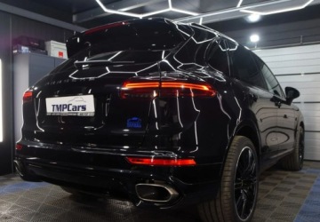 Porsche Cayenne II SUV Facelifting 3.0 D 262KM 2014 Porsche Cayenne 3.0 Diesel _ 262 KM _ Panorama _ LIFT 3.0 Diesel 262KM, zdjęcie 3