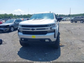 Chevrolet Silverado II 2021 Chevrolet Silverado 1500 Short Bed RST 2021 5.3l 5.3 Benzyna 355KM, zdjęcie 8