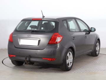 Kia Ceed I Hatchback 1.4 109KM 2009 Kia Ceed 1.4 CVVT, Klima, Tempomat, Parktronic, zdjęcie 4