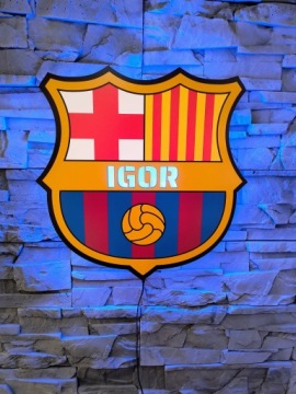 ЛАМПА FC BARCELONA Персонализированное ночное светодиодное изображение Деревянный футбольный герб