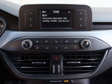 Ford Focus IV Hatchback 1.0 EcoBoost 125KM 2019 Ford Focus 1.0 EcoBoost, Salon Polska, Serwis ASO, zdjęcie 11
