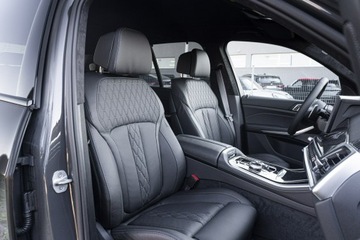 BMW X5 G05 SUV Facelifting 3.0 40d 352KM 2025 BMW X5 xDrive40d Dostępne od ręki!, zdjęcie 22