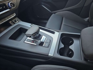 Audi Q5 II SUV Facelifting 2.0 40 TDI 204KM 2024 Audi Q5 matrixy, ambient plus, tempomat, kamera cofania, 2.0 Diesel 204KM, zdjęcie 17