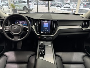 Volvo XC60 II 2022 Volvo XC 60 B5 AWD Plus Dark / 1 właściciel / Salo, zdjęcie 13