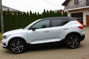 Volvo XC40 2020 Volvo XC 40 T5 PLUG IN HYBRID 262KM R-DESIGN Bezwypadkowy 100 Serwis FV23, zdjęcie 17