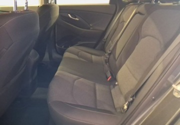 Hyundai i30 III Hatchback Facelifting 1.5 T-GDI 48V 160KM 2022 Hyundai i30 VAT 23 Fastback Smart 1.5T-GDI 160KM 202223 r., Salon PL, I wl., zdjęcie 9