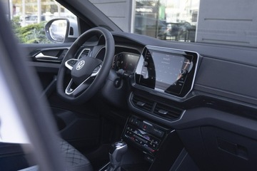 Volkswagen T-Cross SUV Facelifting 1.0 TSI 115KM 2025 Volkswagen T-Cross R-Line Plus 1.0 TSI 116 KM DSG, zdjęcie 17