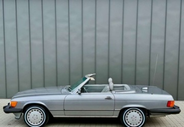 Mercedes SL R107 1987 Mercedes-Benz SL Mercedes-Benz SL 4.9 Benzyna 223KM, zdjęcie 3