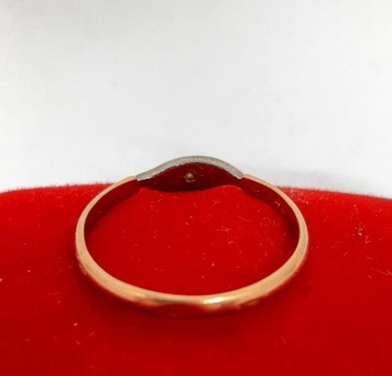 Złoty pierścionek PR.585 W:1,20gr R.13 InterSKLEP