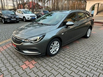 Opel Astra K Sports Tourer 1.4 Turbo 150KM 2017 Opel Astra kombi 1.4 Turbo 150 KM Automat FV23%, zdjęcie 1