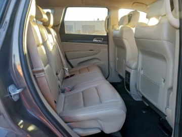 Jeep Grand Cherokee IV 2021 Jeep Grand Cherokee 2021 r., 3,6L LAREDO 3.6 Benzyna 293KM, zdjęcie 10