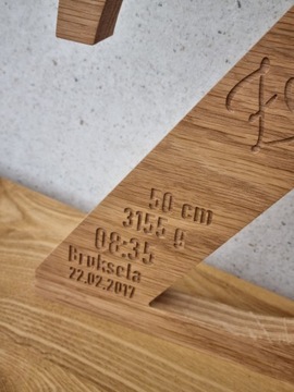 Drewniana litera, metryczka z drewna grawer 25cm, prezent na chrzest roczek