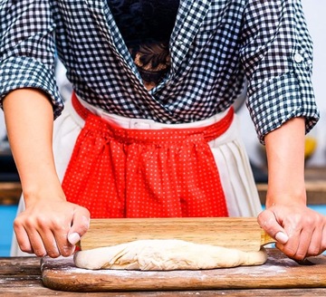 БОЛЬШОЙ КУХОННЫЙ РОЛИК ИЗ ТВЕРДОЙ ДЕРЕВЯННОСТИ