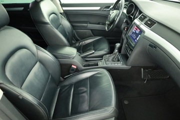 Skoda Superb II Outdoor 1.6 TDI CR DPF 105KM 2014 Skoda Superb 1.6 TDI, Skóra, Klima, Klimatronic, zdjęcie 6