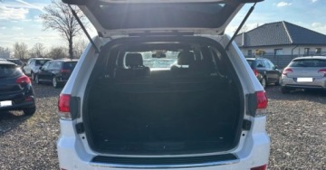 Jeep Grand Cherokee IV Terenowy Facelifting 3.0 CRD 190KM 2016 Jeep Grand Cherokee 3.0D 190KM zarejestrowany jeden wlasciciel w polsce pi, zdjęcie 18
