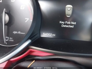 Alfa Romeo Giulia II Sedan Facelifting 2.0 Turbo 280KM 2021 Alfa Romeo Giulia 2021 Alfa Romeo Giulia Ti RWD 2.0 Benzyna 280KM, zdjęcie 12