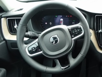 Volvo XC60 II 2025 VOLVO XC60 T6 Plug-In Hybrid AWD Ultra Bright 2.0 (398KM) 2025, zdjęcie 5